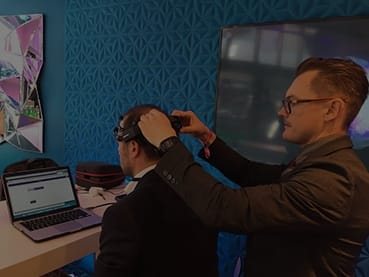 Live brain monitoring demonstrations<br><img src="https://drjameshewitt.com/wp-content/uploads/2024/11/⬇.png">